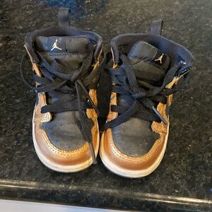 Nike Air Jordan Mid -6C